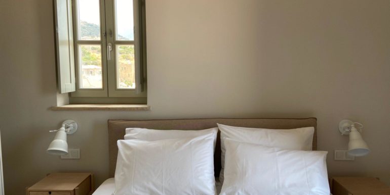 villa_bedroom_1